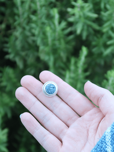 Silver Horizon Studs