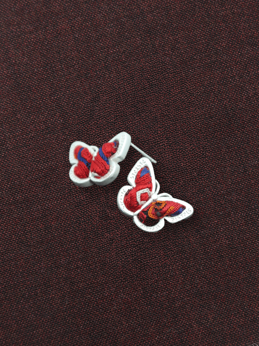 Scarlet Flutter